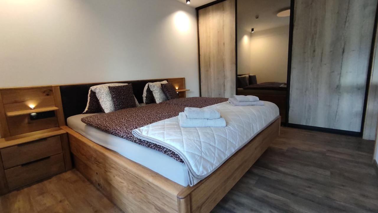 Apartmán s výhľadom na štíty Ovruč 312 Štrbské Pleso Exterior foto