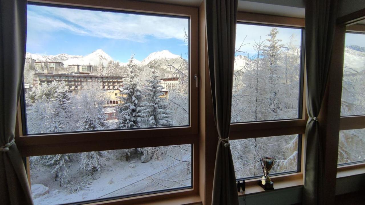 Apartmán s výhľadom na štíty Ovruč 312 Štrbské Pleso Exterior foto