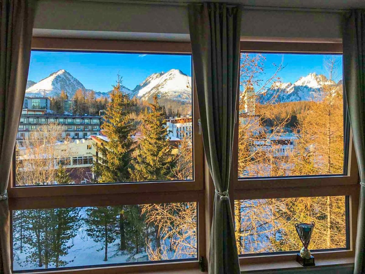 Apartmán s výhľadom na štíty Ovruč 312 Štrbské Pleso Exterior foto